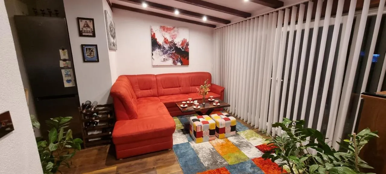 Luxurious Three Bedrooms Apartment With Two Terraces Kastela